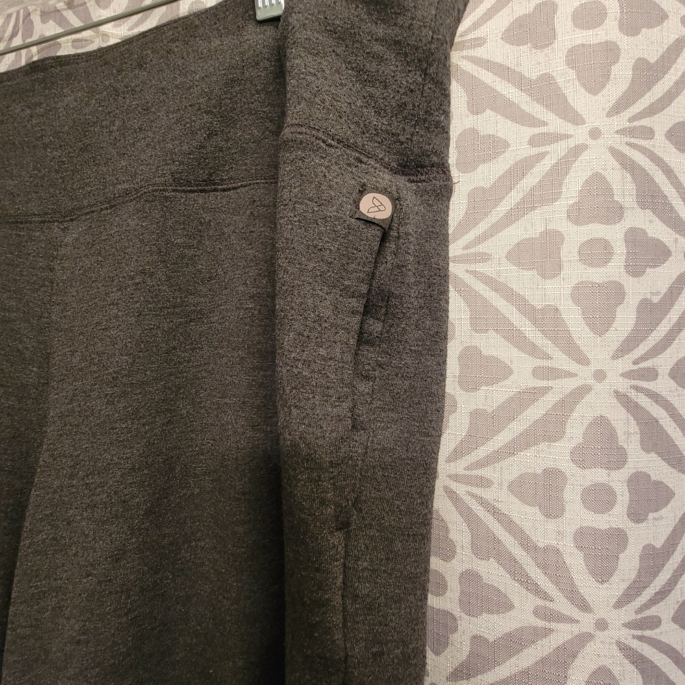 Livi Active Charcoal Wide Leg Pants - Picture 2 of 4